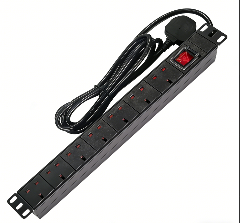UK standard black 8 outlet power strip cable length2.8 m